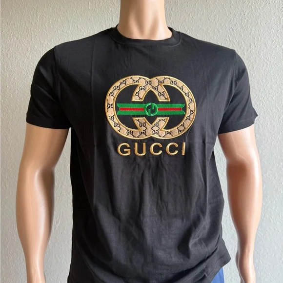 Gucci Black T-Shirt with Gold Logo - Picture 1 of 3